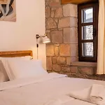 Buyan Ξενοδοχείο *