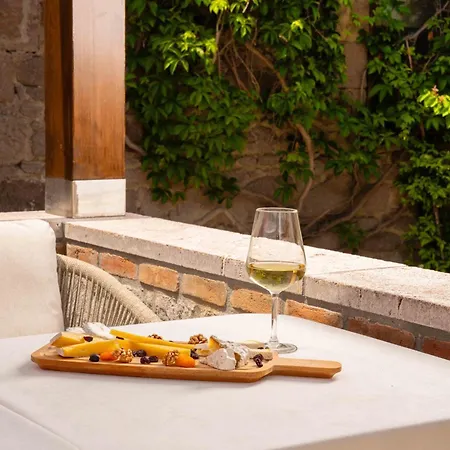 Buyan Otel Ayvacik (Canakkale)